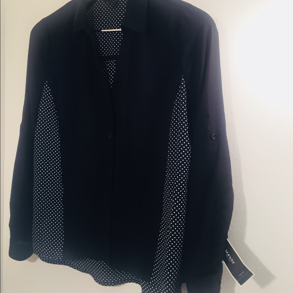BRAND NEW!! ALFANI Petite French Polka Dot Blouse
